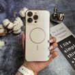 Матовий чохол MagSafe мінімалістичний дизайн захист і стиль Lume Case для iPhone 16 Pro Max Gold