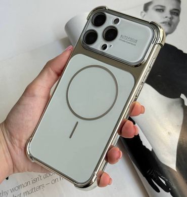 Противоударний силіконовий чохол з захисними кутами і MagSafe для iPhone 13 Pro Max White