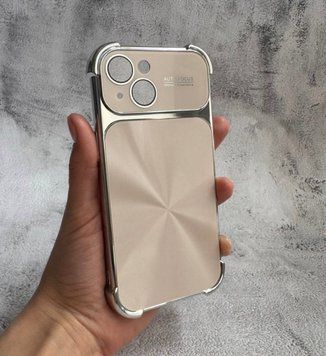 Противоударний чохол з захисними кутами і глянцевою спинкою для iPhone 15 Gold