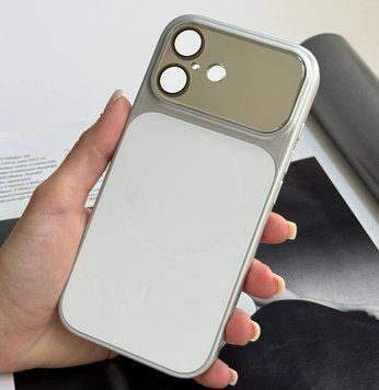 Чехол имитация стекла матовый в стиле 17 из MagSafe для iPhone 16 White