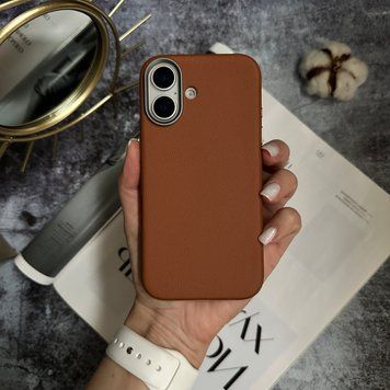 Чехол кожаный Modern Leather с магнитом MagSafe для iPhone 16 Coffee