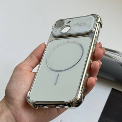 Противоударний силіконовий чохол з захисними кутами і MagSafe для iPhone 15 White