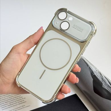 Противоударний силіконовий чохол з захисними кутами і MagSafe для iPhone 15 White